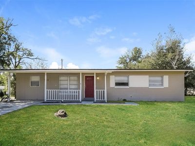 713 Laisy Dr