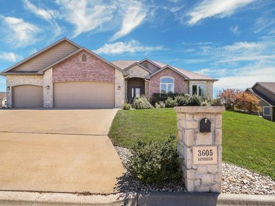 3605 Eastridge Cir