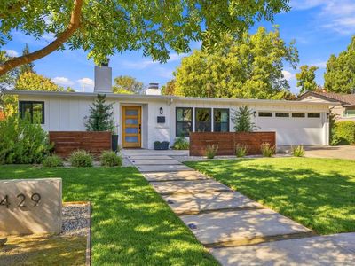 1429 El Nido Way
