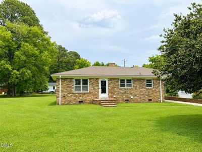 104 W Crestview Dr