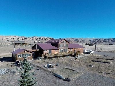 27 Riverview Dr