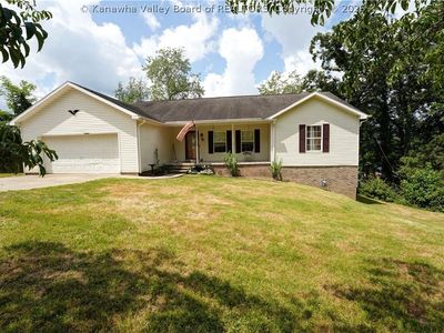 Property at 302 Hickory Rd, Glasgow, WV