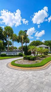 703 Northlake Dr #703