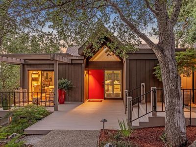 5 Sandstone St
