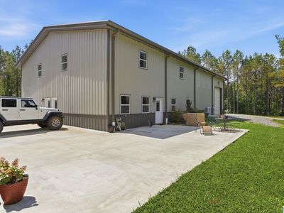 2575 Saint Clair Rd