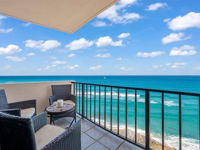 4200 N Ocean Drive #1- 1101