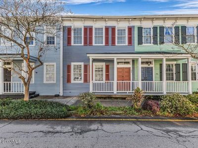 444 Price St