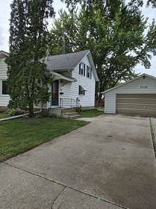1330 13th Ave