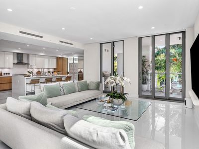 475 E Royal Palm Road #206