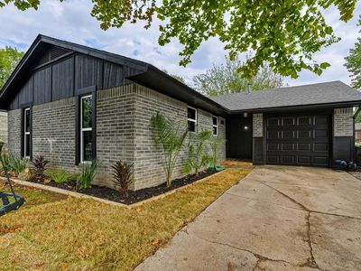 Property at 905 Charles Dr, Ada, OK