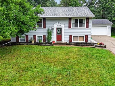 Property at 1729 Woodcrest Dr, Wooster, OH