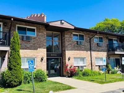 800 E Old Willow Rd APT 105