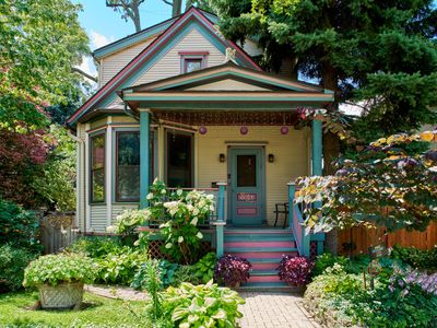 Property at 831 Circle Ave, Forest Park, IL