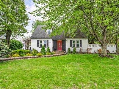 Property at 2071 Lakeview Ave, Rocky River, OH