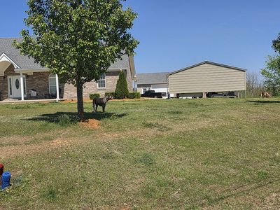 147 Edgehill Ln