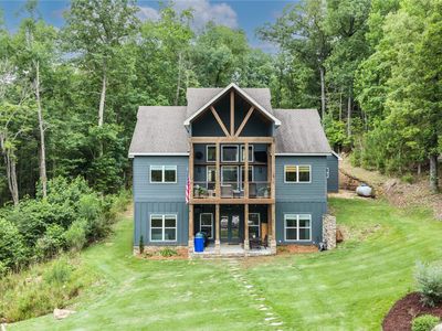 88 Lighthouse Ct