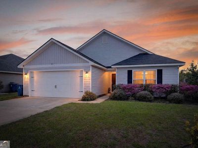 225 Roswell Dr E