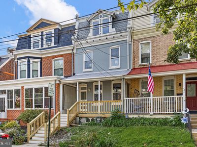 224 W 19th St