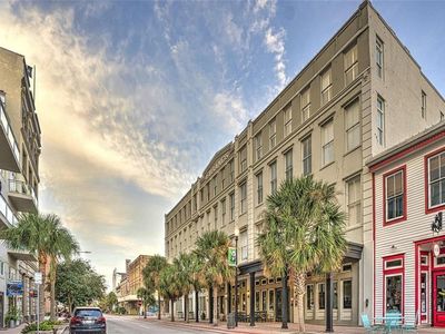 2207 Post Office St APT 315