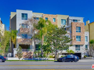 1430 S Beverly Glen Blvd APT 102