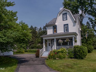 202 W Whittier Ave