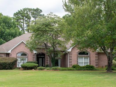 2586 Primrose Ln
