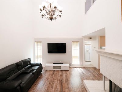 2808 Ursa Cir