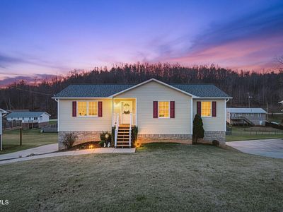 Property at 227 Mountain View Dr, Mt Carmel, TN