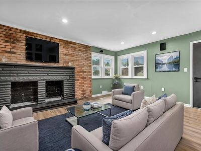 Property at 3802 Grant St, South Park, PA