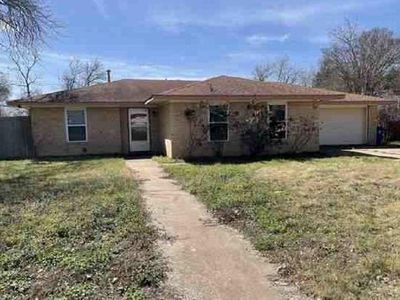 100 Post Oak Ln