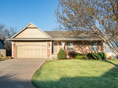 915 N Cedar Brook Cir