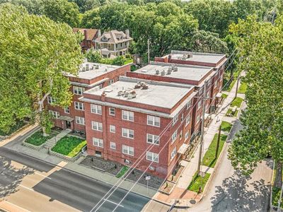 3727-3729 SW Trafficway