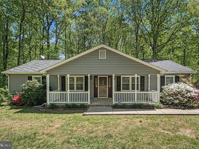 64 Hillcrest Dr