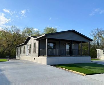 7368 NE Berwick Dr Trailer 6