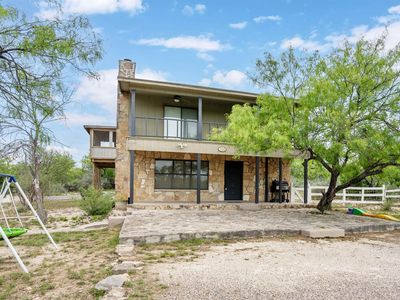 106 Herrmann Dr