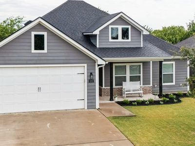 132 Swan Lake