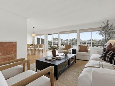 835 S Eliseo Drive
