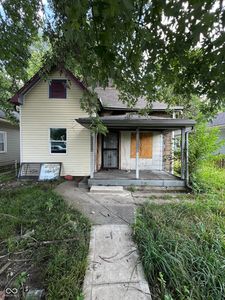 325 Harlan St