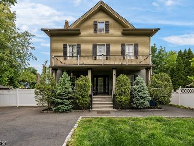 279 Belleville Ave