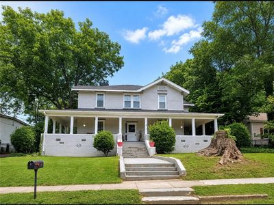 7 Lee St