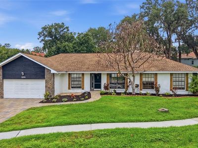 1008 Oakridge Manor Dr