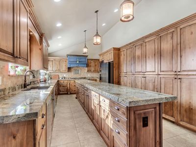 Property at 120 Deseret Cir, Grantsville, UT