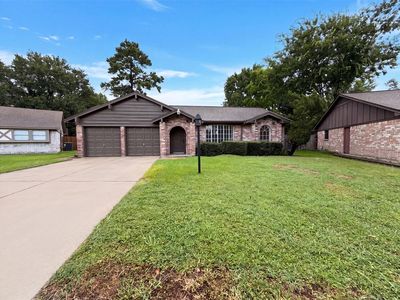 16338 Hollow Wood Dr