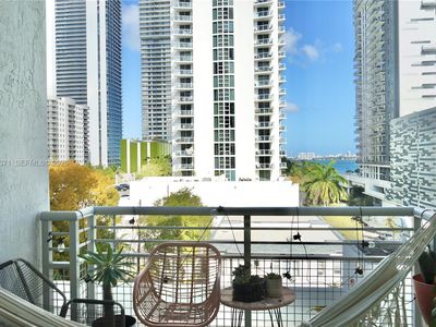 2200 NE 4th Ave APT 503