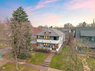 2017 Laurel Ave