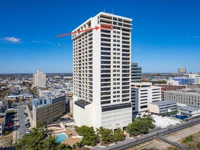 3851 Boardwalk APT 2102