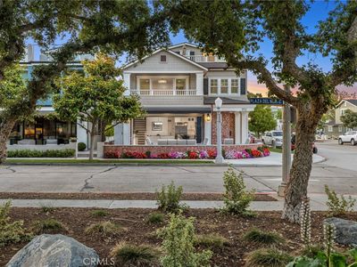 1752 Plaza Del Norte