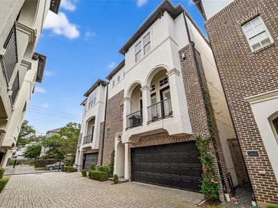2444 Charleston St Unit B