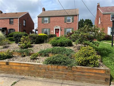 Property at 2207 Delaware Ave, New Castle, PA