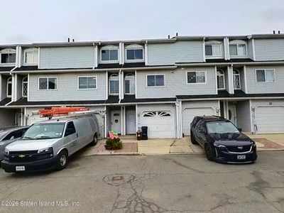 41 Simmons Loop